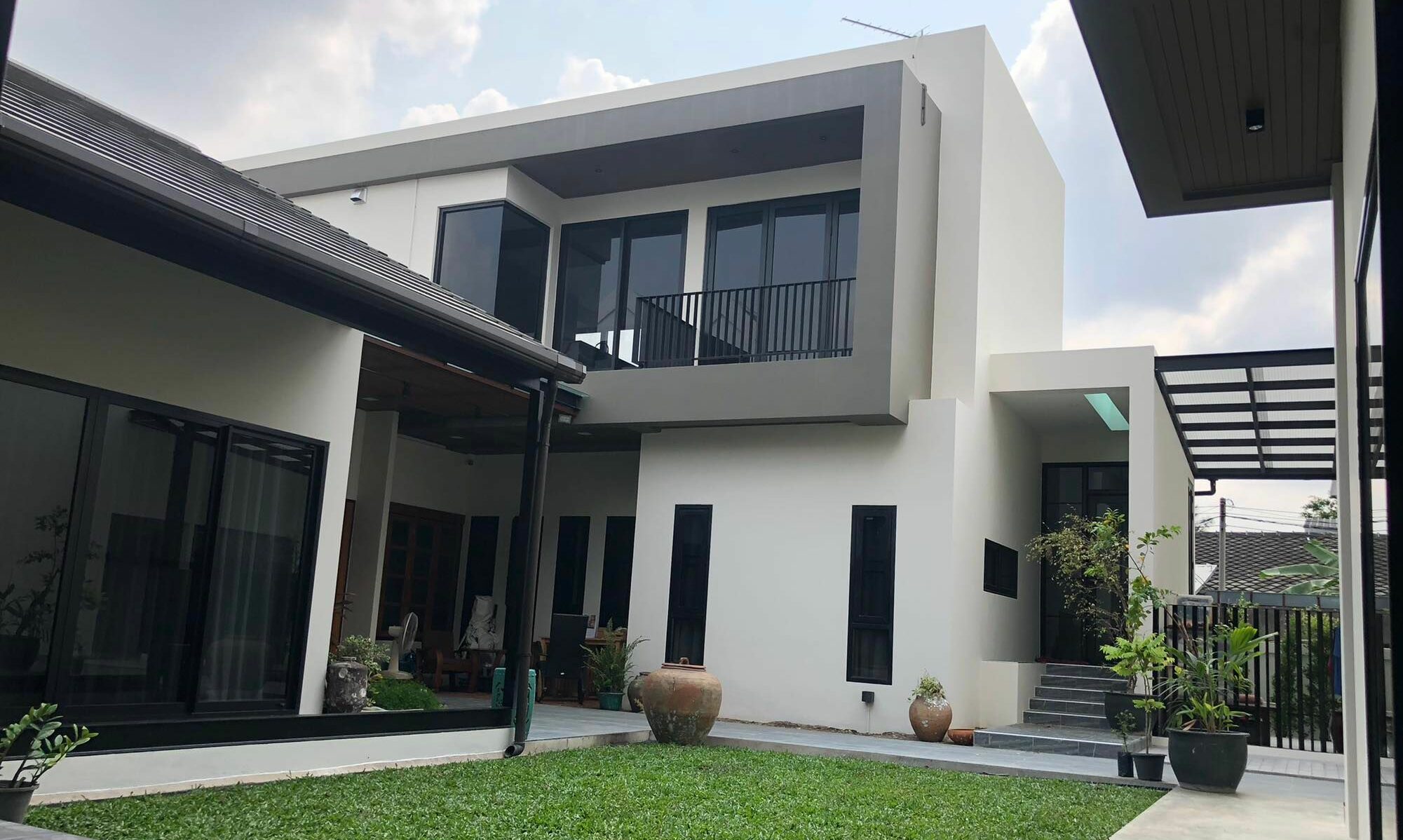 บ้านวีรวัฒน์